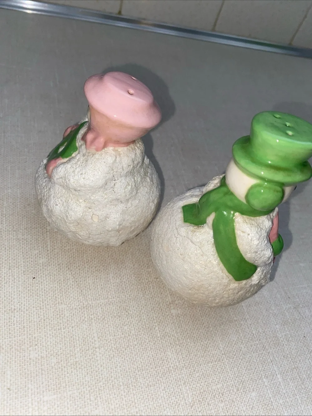 Delia Signed Vintage‎ Snowman Woman Salt And Pepper Shakers Pink & Green